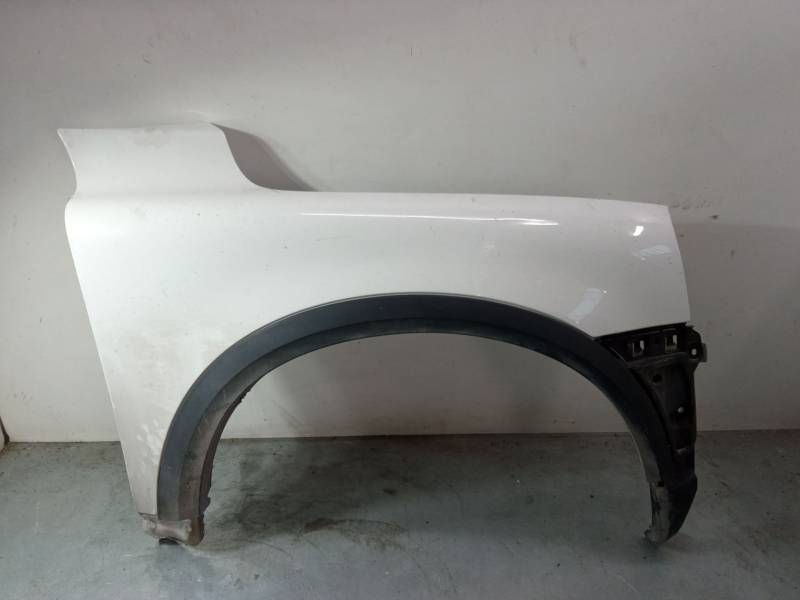 ALETA DELANTERA DERECHA 30796495 