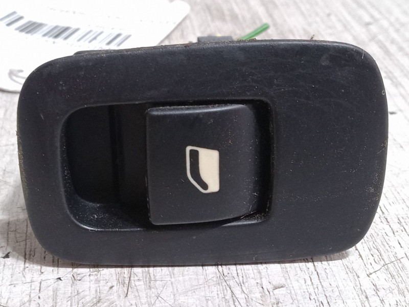Recambio de mando elevalunas trasero derecho para citroën c4 grand picasso i (ua_) 2.0 hdi 150 referencia OEM IAM 96639378zd  