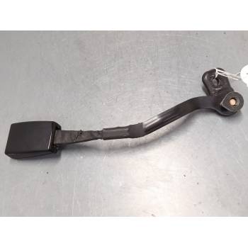 ANCLAJE CINTURON DELANTERO IZQUIERDO 