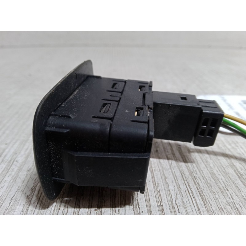 Recambio de mando elevalunas trasero izquierdo para citroën c4 grand picasso i (ua_) 2.0 hdi 150 referencia OEM IAM   