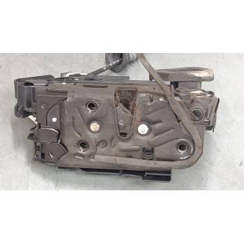CERRADURA PUERTA TRASERA DERECHA 5TA839016L 