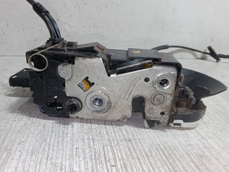 Recambio de cerradura puerta delantera izquierda para citroën c4 grand picasso i (ua_) 2.0 hdi 150 referencia OEM IAM 24087158  