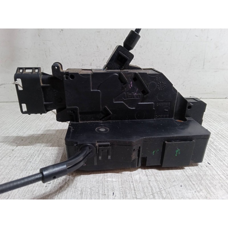 Recambio de cerradura puerta trasera izquierda para citroën c4 grand picasso i (ua_) 2.0 hdi 150 referencia OEM IAM 24090158  