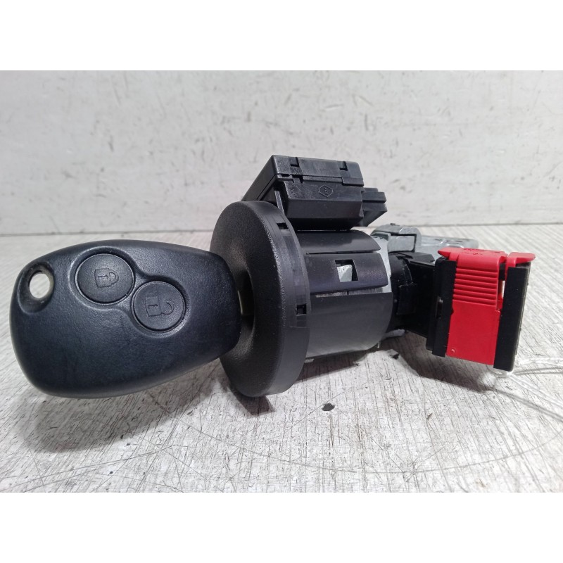 Recambio de clausor para renault twingo ii (cn0_) 1.2 16v (cn04, cn0a, cn0b) referencia OEM IAM 2811334921T  8200405701E