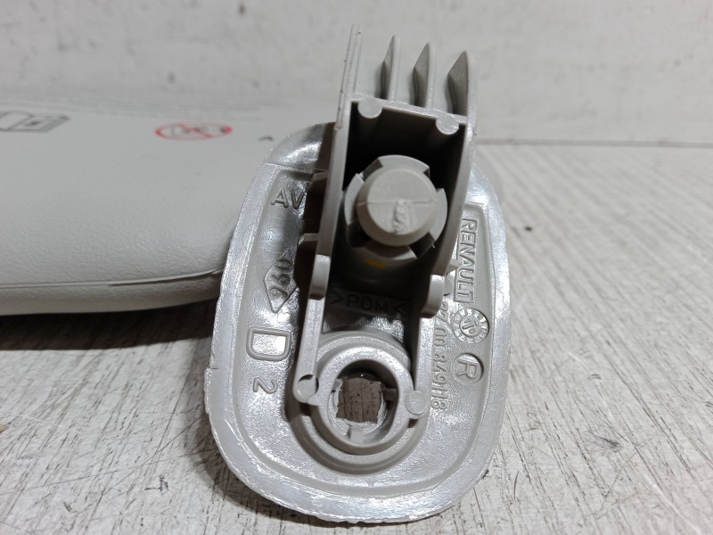 Recambio de parasol derecho para renault twingo ii (cn0_) 1.2 16v (cn04, cn0a, cn0b) referencia OEM IAM   