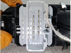 Recambio de mando elevalunas delantero izquierdo para renault twingo ii (cn0_) 1.2 16v (cn04, cn0a, cn0b) referencia OEM IAM    2