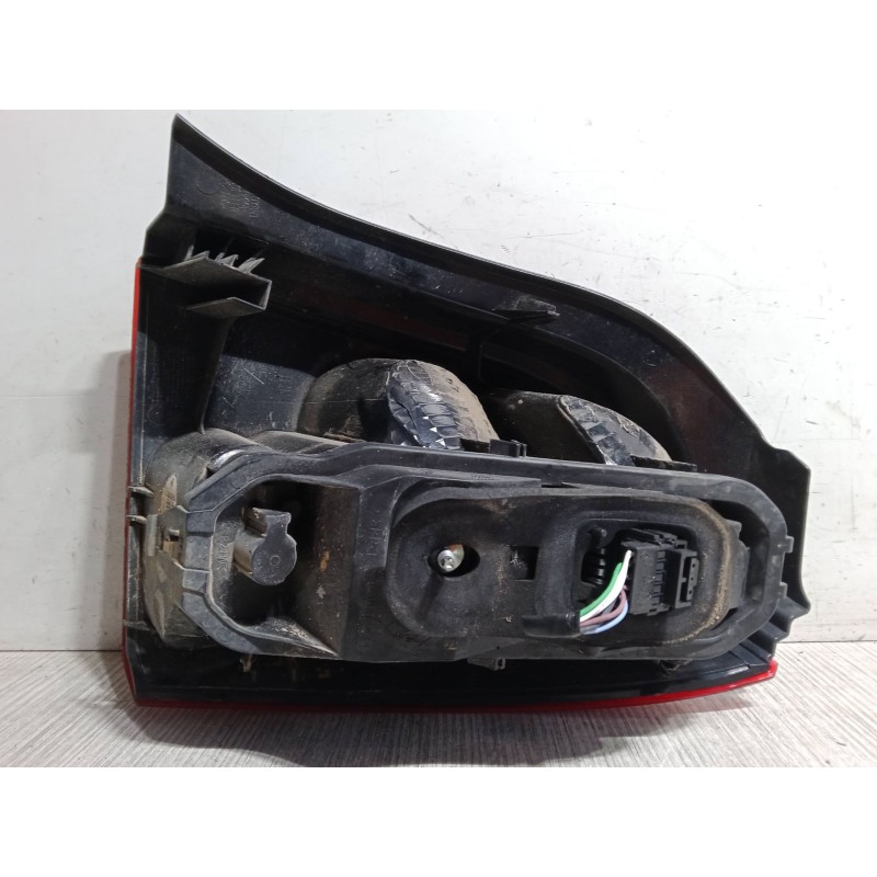 Recambio de piloto trasero izquierdo para renault twingo ii (cn0_) 1.2 16v (cn04, cn0a, cn0b) referencia OEM IAM 8200387888  