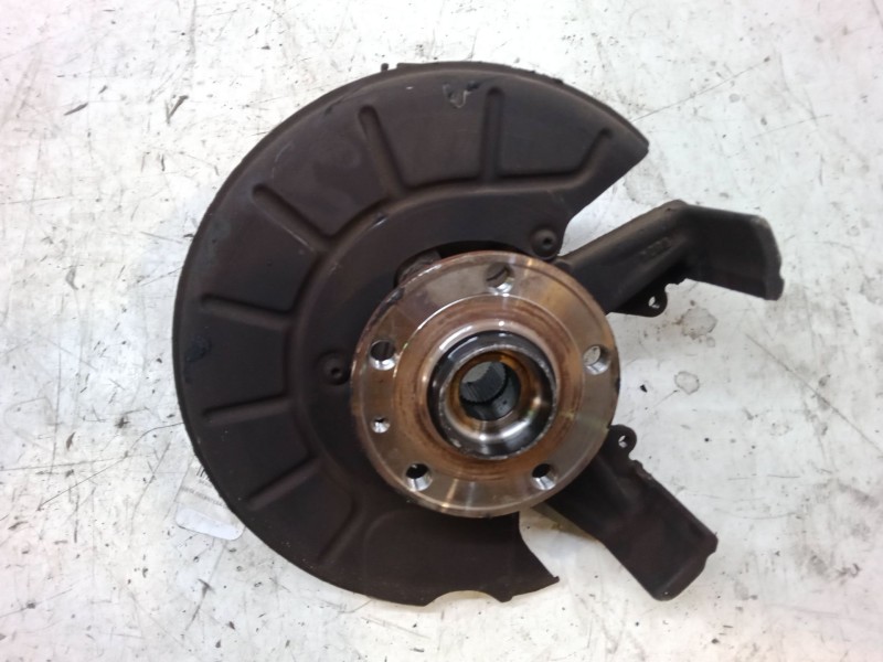 Recambio de mangueta delantera derecha para volkswagen golf v (1k1) 1.9 tdi referencia OEM IAM   