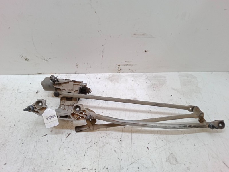 Recambio de motor limpia delantero para ford c-max (dm2) 1.8 tdci referencia OEM IAM    Recambio de motor limpia delantero para ford c-max (dm2) 1.8 tdci referencia OEM IAM