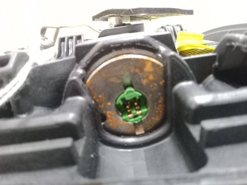 Recambio de airbag volante para renault scénic ii (jm0/1_) 1.6 (jm0c, jm0j, jm1b) referencia OEM IAM    Recambio de airbag volante para renault scénic ii (jm0/1_) 1.6 (jm0c, jm0j, jm1b) referencia OEM IAM