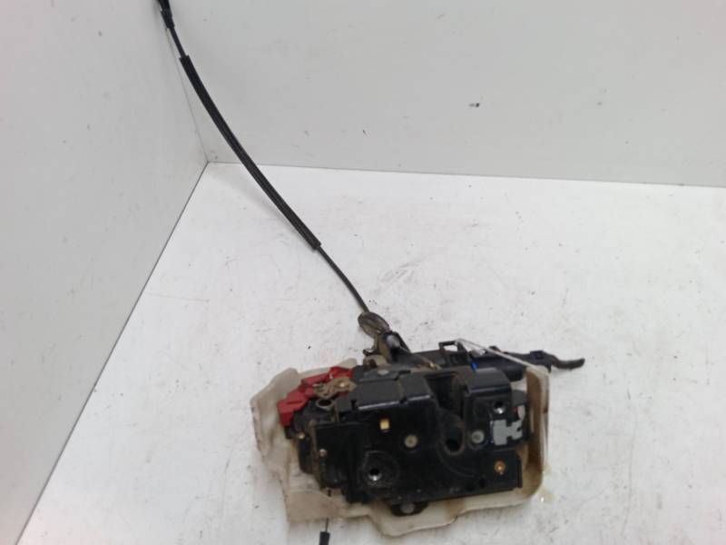 CERRADURA PUERTA DELANTERA IZQUIERDA 