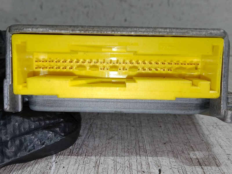 Recambio de centralita airbag para audi a4 b5 (8d2) 1.8 referencia OEM IAM 8D0959655L  0285001305 Recambio de centralita airbag para audi a4 b5 (8d2) 1.8 referencia OEM IAM 8D0959655L  0285001305