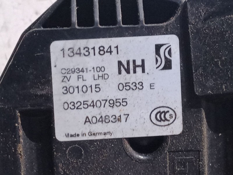 Recambio de cerradura puerta delantera izquierda para opel corsa e (x15) 1.3 cdti (08, 68) referencia OEM IAM 13431841  