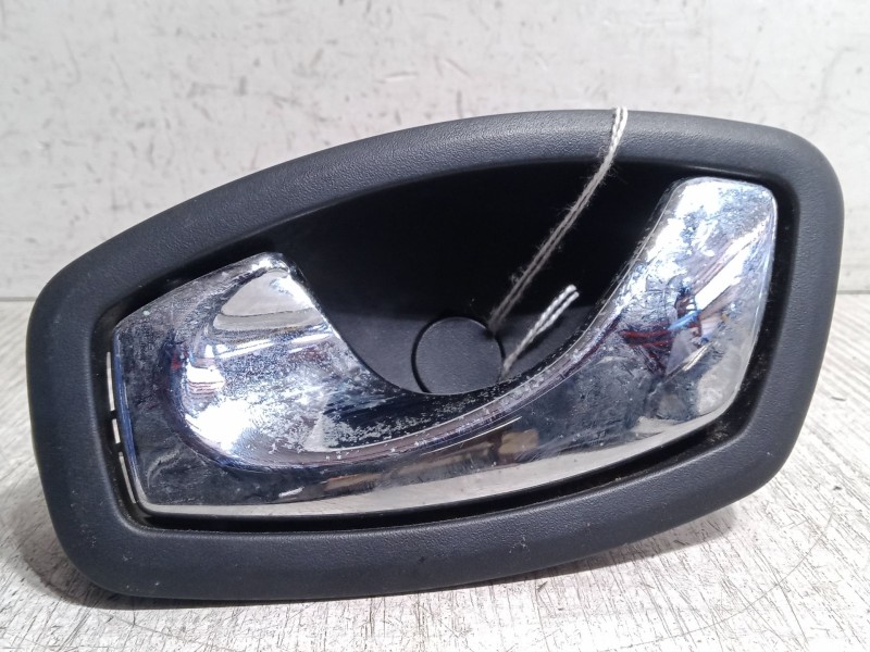 Recambio de maneta interior puerta trasera izquierda para renault clio iv (bh_) 1.5 dci 90 referencia OEM IAM    Recambio de maneta interior puerta trasera izquierda para renault clio iv (bh_) 1.5 dci 90 referencia OEM IAM