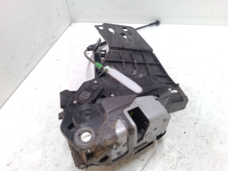 Recambio de cerradura puerta trasera izquierda para ford fiesta vi (cb1, ccn) 1.6 tdci referencia OEM IAM    Recambio de cerradura puerta trasera izquierda para ford fiesta vi (cb1, ccn) 1.6 tdci referencia OEM IAM