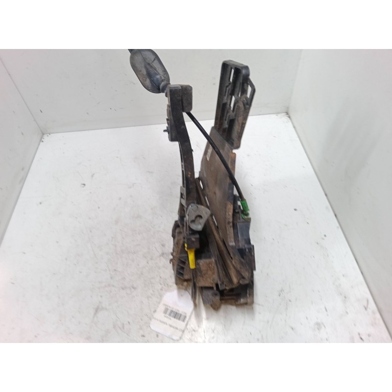 Recambio de cerradura puerta trasera izquierda para ford fiesta vi (cb1, ccn) 1.6 tdci referencia OEM IAM    Recambio de cerradura puerta trasera izquierda para ford fiesta vi (cb1, ccn) 1.6 tdci referencia OEM IAM
