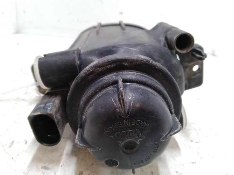 Recambio de faro antiniebla izquierdo para seat leon (1m1) 1.6 16 v referencia OEM IAM    Recambio de faro antiniebla izquierdo para seat leon (1m1) 1.6 16 v referencia OEM IAM