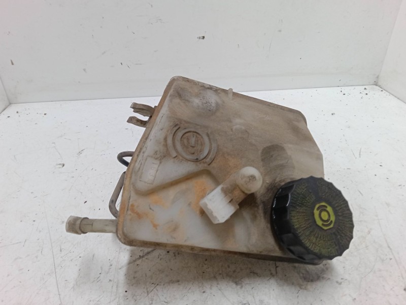 Recambio de bomba freno para peugeot 206 hatchback (2a/c) 1.4 i referencia OEM IAM    Recambio de bomba freno para peugeot 206 hatchback (2a/c) 1.4 i referencia OEM IAM