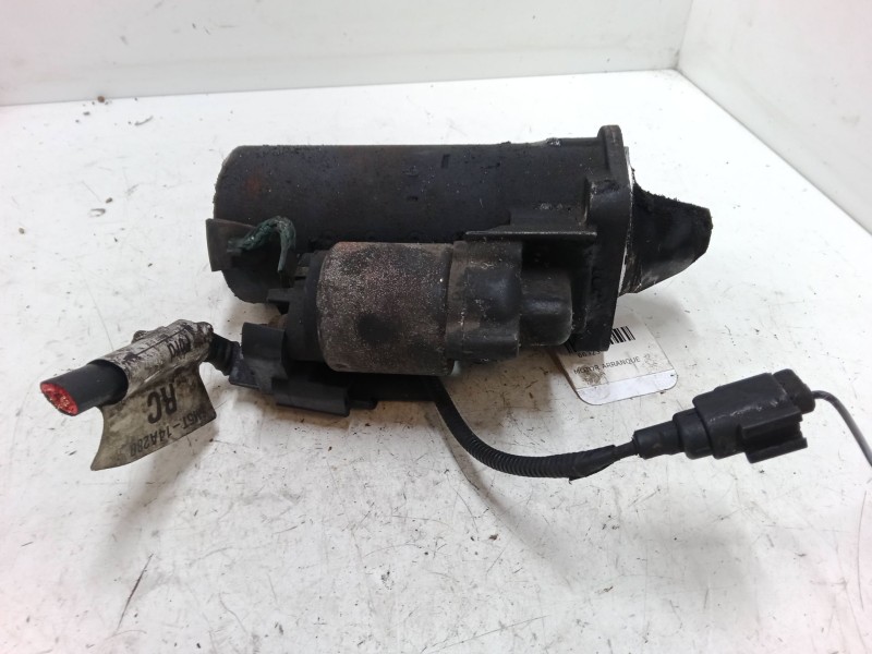 Recambio de motor arranque para ford c-max (dm2) 1.8 tdci referencia OEM IAM    Recambio de motor arranque para ford c-max (dm2) 1.8 tdci referencia OEM IAM