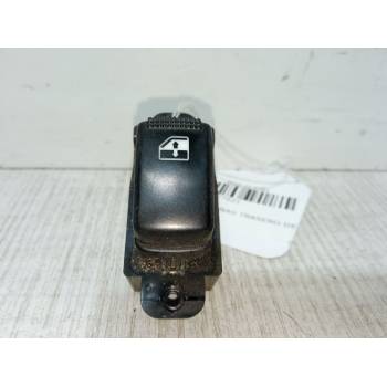 MANDO ELEVALUNAS TRASERO DERECHO 93581-1G001 