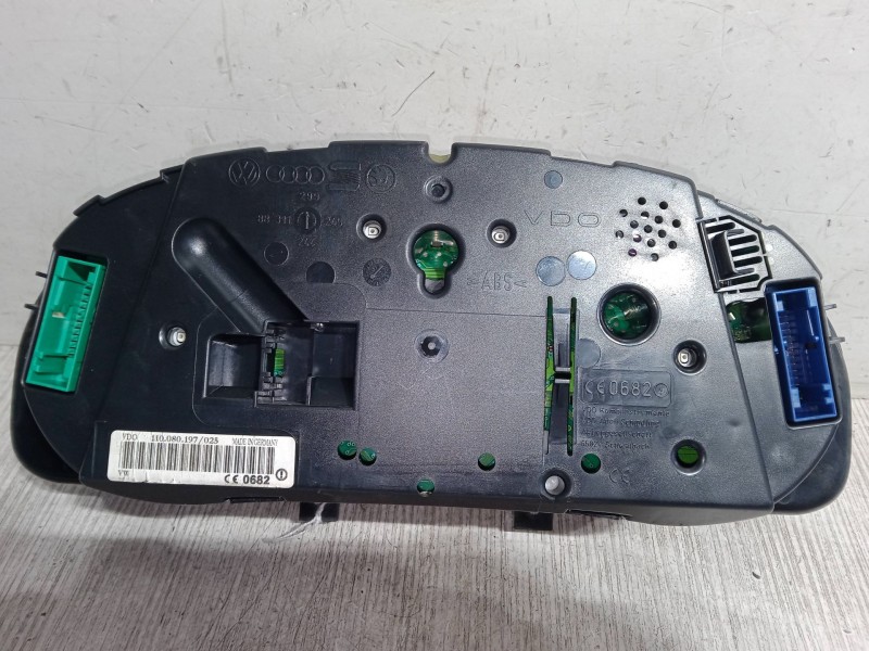 Recambio de cuadro instrumentos para volkswagen passat b5.5 (3b3) 1.8 t 20v referencia OEM IAM    Recambio de cuadro instrumentos para volkswagen passat b5.5 (3b3) 1.8 t 20v referencia OEM IAM