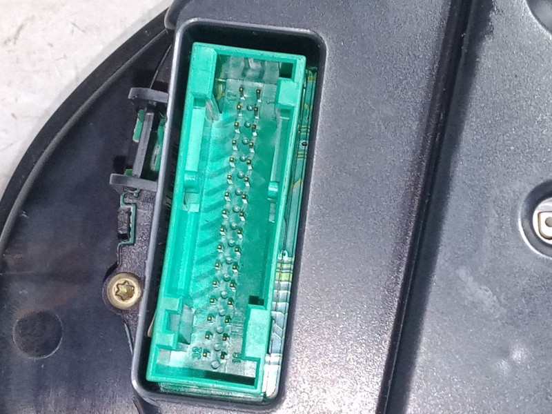 Recambio de cuadro instrumentos para volkswagen passat b5.5 (3b3) 1.8 t 20v referencia OEM IAM    Recambio de cuadro instrumentos para volkswagen passat b5.5 (3b3) 1.8 t 20v referencia OEM IAM