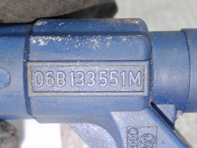 Recambio de inyector para volkswagen passat b5.5 (3b3) 1.8 t 20v referencia OEM IAM    Recambio de inyector para volkswagen passat b5.5 (3b3) 1.8 t 20v referencia OEM IAM