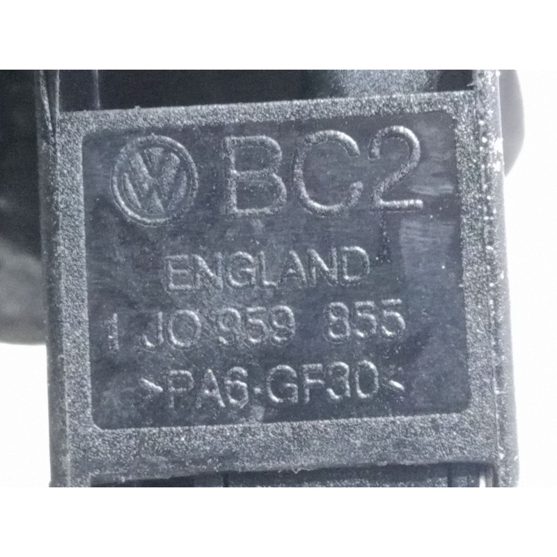 Recambio de mando elevalunas trasero derecho para volkswagen passat b5.5 (3b3) 1.8 t 20v referencia OEM IAM    Recambio de mando elevalunas trasero derecho para volkswagen passat b5.5 (3b3) 1.8 t 20v referencia OEM IAM