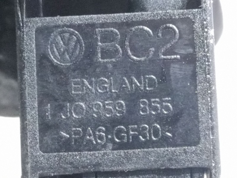 Recambio de mando elevalunas trasero derecho para volkswagen passat b5.5 (3b3) 1.8 t 20v referencia OEM IAM    Recambio de mando elevalunas trasero derecho para volkswagen passat b5.5 (3b3) 1.8 t 20v referencia OEM IAM