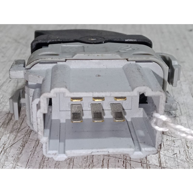 Recambio de mando elevalunas delantero derecho para renault espace iv (jk0/1_) 2.0 dci (jk01, jk02, jk1j, jk1k, jk1h) referencia