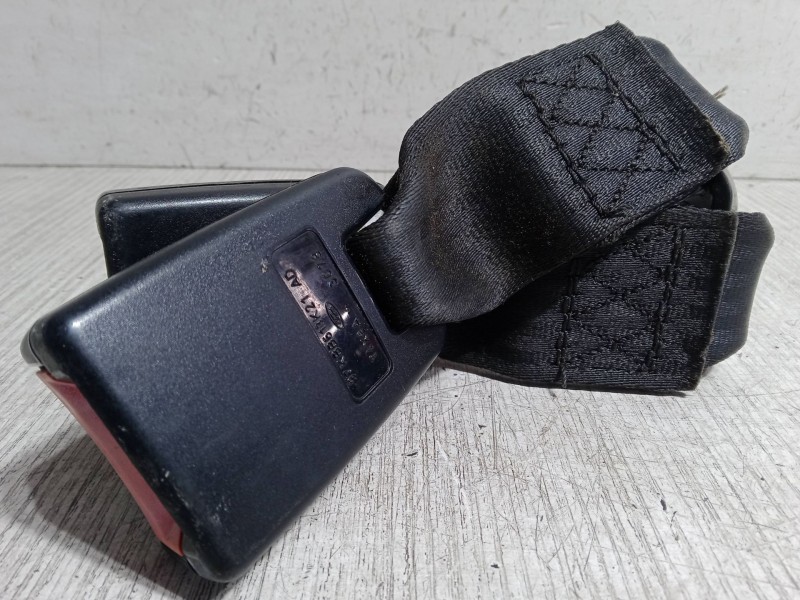 Recambio de anclaje cinturon trasero central para ford ka (rb_) 1.3 i referencia OEM IAM   