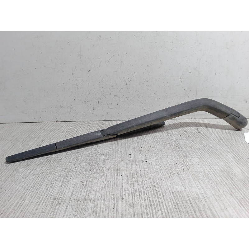 Recambio de brazo limpia trasero para toyota corolla verso (_e12_) 2.0 d-4d (cde120_) referencia OEM IAM    Recambio de brazo limpia trasero para toyota corolla verso (_e12_) 2.0 d-4d (cde120_) referencia OEM IAM