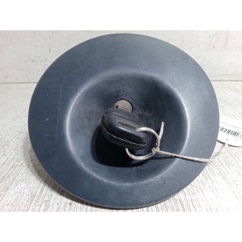 Recambio de tapon combustible para renault kangoo (kc0/1_) 1.2 16v (kc05, kc06, kc03, kc0t, kc0w, kc1d) referencia OEM IAM   