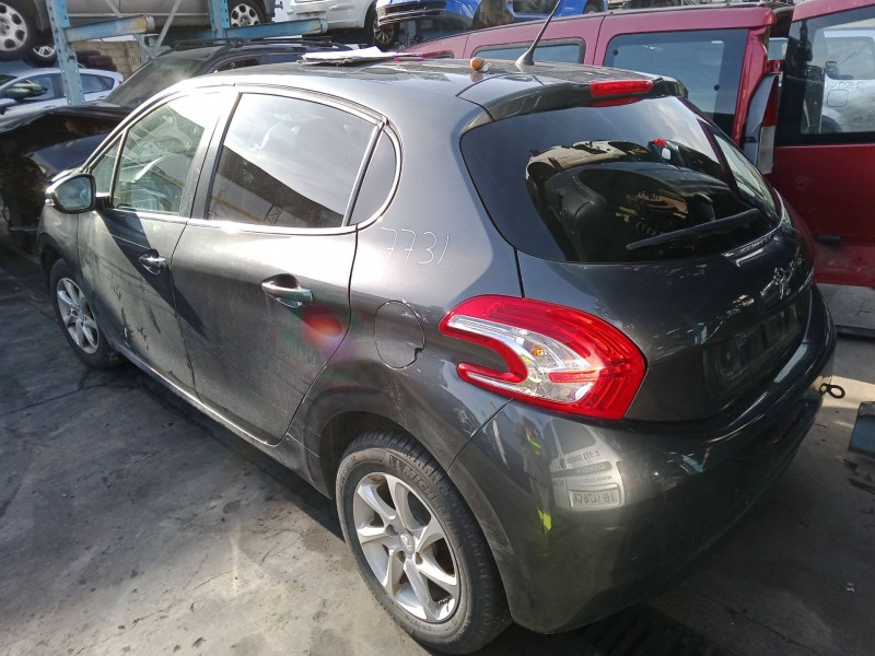 peugeot 208 i (ca_, cc_) del año 2015 peugeot 208 i (ca_, cc_) del año 2015