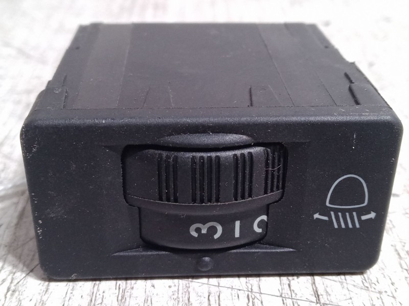 Recambio de regulador altura luces para citroën c4 picasso i monospace (ud_) 1.6 hdi referencia OEM IAM   