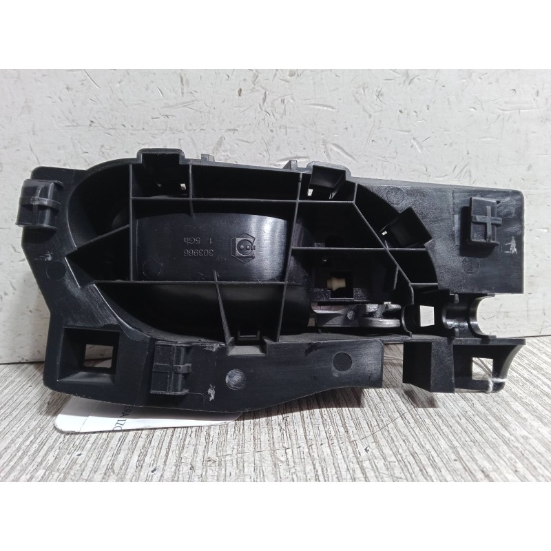 Recambio de maneta interior puerta delantera izquierda para peugeot 207/207+ (wa_, wc_) 1.4 hdi referencia OEM IAM   