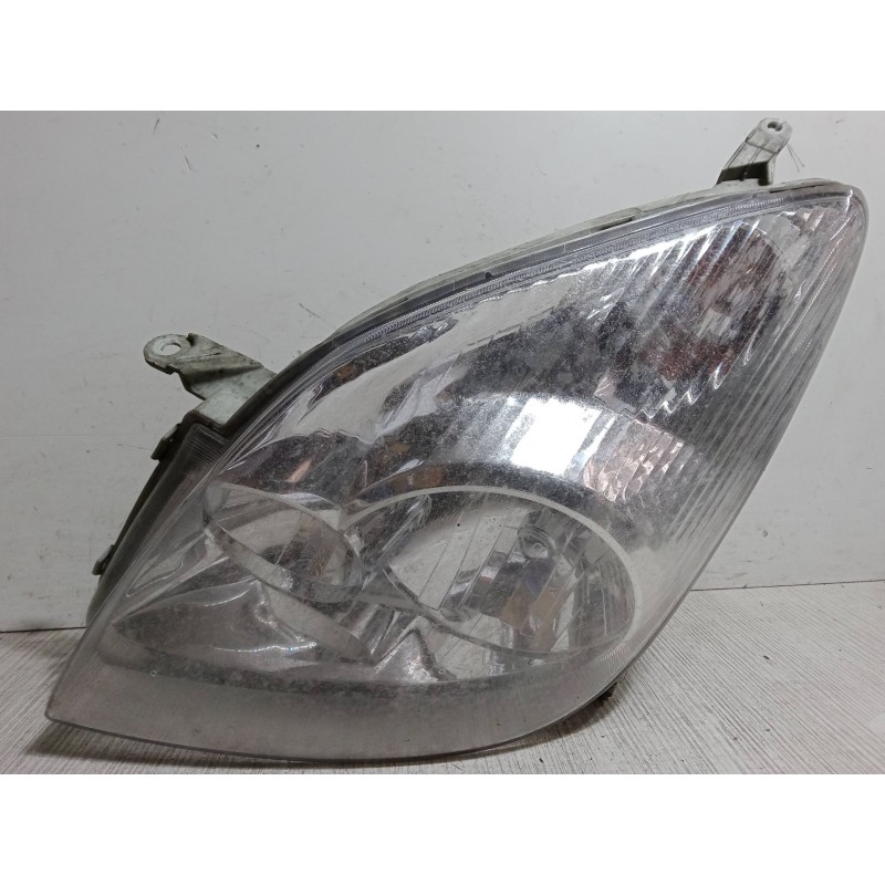 Recambio de faro izquierdo para toyota corolla verso (_e12_) 2.0 d-4d (cde120_) referencia OEM IAM   