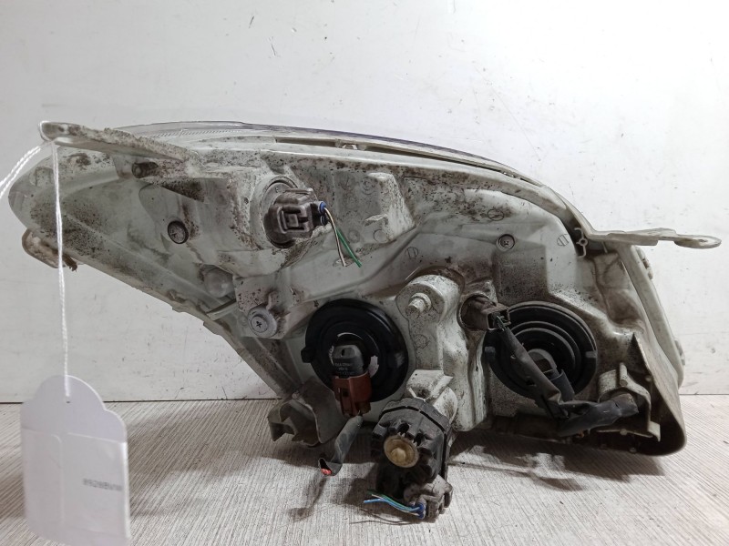 Recambio de faro izquierdo para toyota corolla verso (_e12_) 2.0 d-4d (cde120_) referencia OEM IAM    Recambio de faro izquierdo para toyota corolla verso (_e12_) 2.0 d-4d (cde120_) referencia OEM IAM