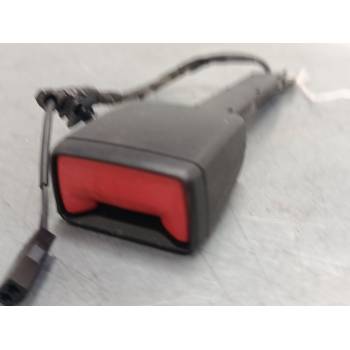 ANCLAJE CINTURON DELANTERO IZQUIERDO 5NA857755A 