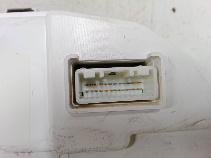 Recambio de cuadro instrumentos para mitsubishi outlander ii (cw_w) 2.2 di-d referencia OEM IAM 8100B807   Recambio de cuadro instrumentos para mitsubishi outlander ii (cw_w) 2.2 di-d referencia OEM IAM 8100B807