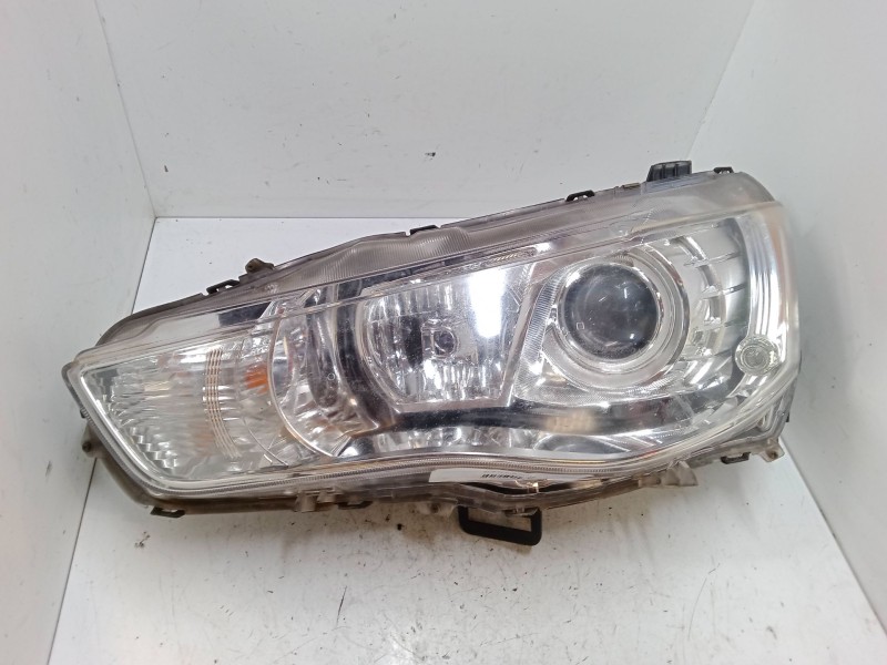 Recambio de faro izquierdo xenon para mitsubishi outlander ii (cw_w) 2.2 di-d referencia OEM IAM    Recambio de faro izquierdo xenon para mitsubishi outlander ii (cw_w) 2.2 di-d referencia OEM IAM