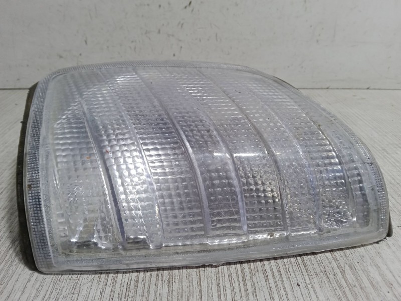 Recambio de intermitente delantero izquierdo para mercedes-benz 124 sedán (w124) 250 d (124.125) referencia OEM IAM   