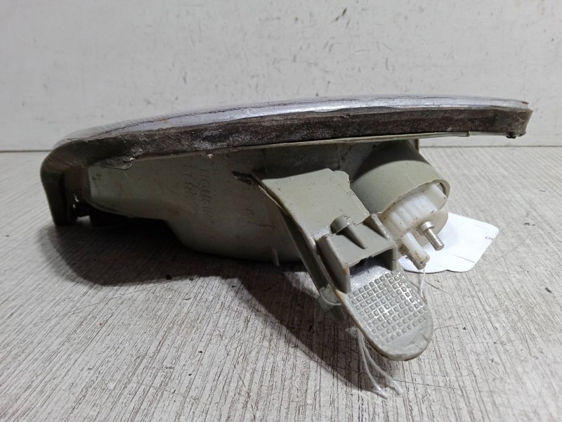 Recambio de intermitente delantero izquierdo para mercedes-benz 124 sedán (w124) 250 d (124.125) referencia OEM IAM   