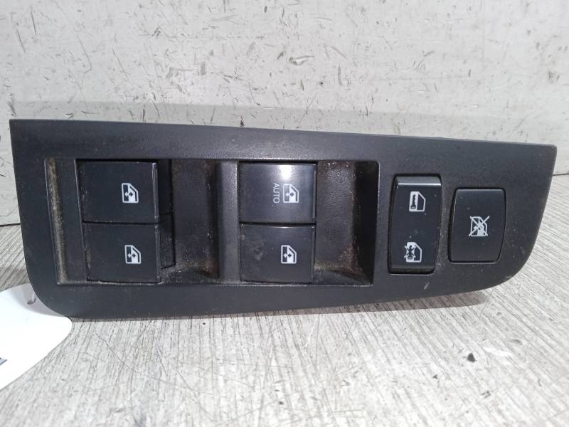 MANDO ELEVALUNAS DELANTERO IZQUIERDO 96327954 