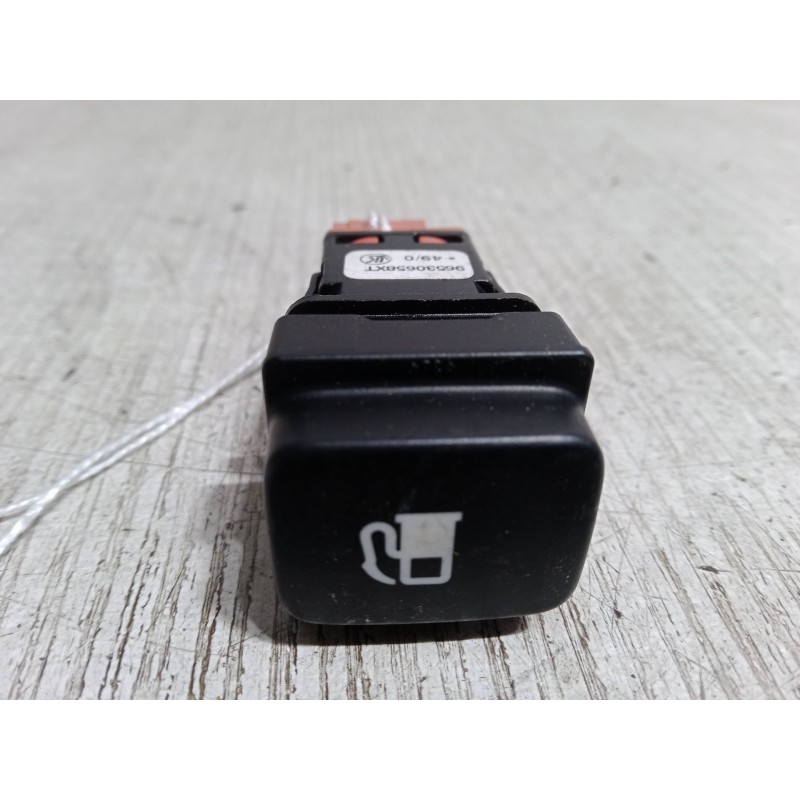Recambio de boton apertura/cierre deposito para citroën c4 picasso i monospace (ud_) 1.6 hdi referencia OEM IAM 96530658XT  