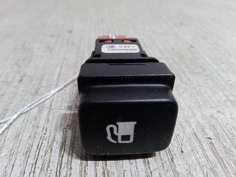 Recambio de boton apertura/cierre deposito para citroën c4 picasso i monospace (ud_) 1.6 hdi referencia OEM IAM 96530658XT  