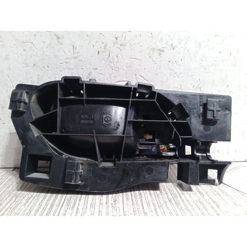Recambio de maneta interior puerta delantera izquierda para peugeot 2008 i (cu_) 1.6 bluehdi referencia OEM IAM    Recambio de maneta interior puerta delantera izquierda para peugeot 2008 i (cu_) 1.6 bluehdi referencia OEM IAM