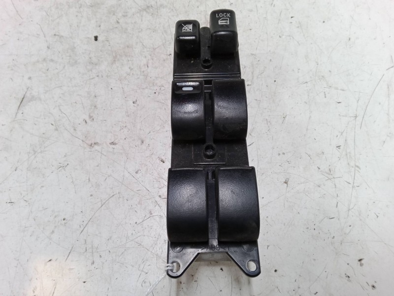 Recambio de mando elevalunas delantero izquierdo para mitsubishi outlander ii (cw_w) 2.2 di-d referencia OEM IAM 8608A187  