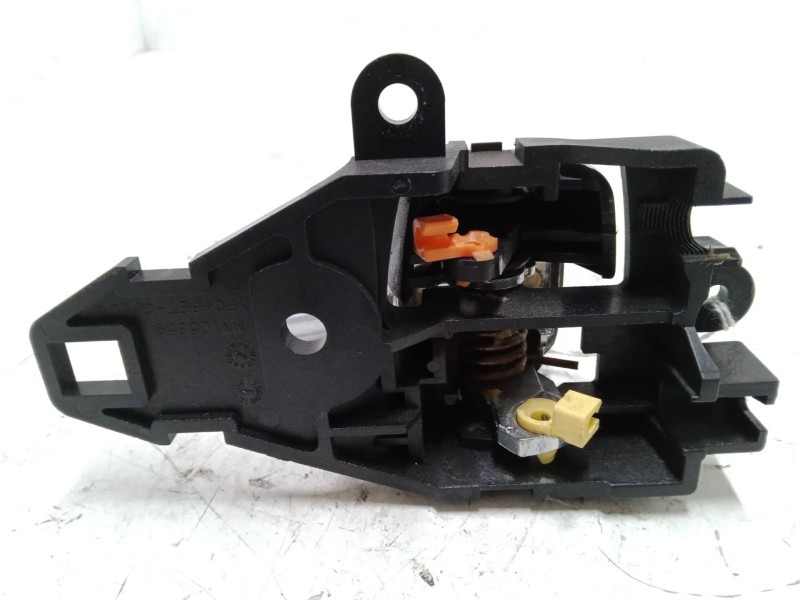 Recambio de maneta interior puerta trasera izquierda para mitsubishi outlander ii (cw_w) 2.2 di-d referencia OEM IAM    Recambio de maneta interior puerta trasera izquierda para mitsubishi outlander ii (cw_w) 2.2 di-d referencia OEM IAM