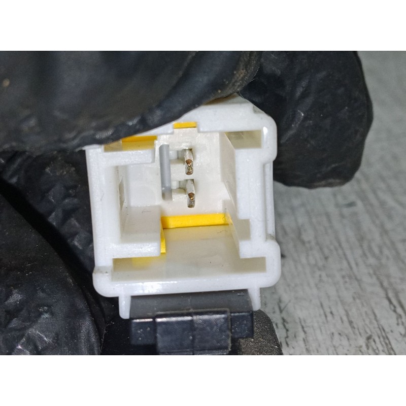 Recambio de anclaje cinturon delantero izquierdo para citroën c4 picasso i monospace (ud_) 1.6 hdi referencia OEM IAM   